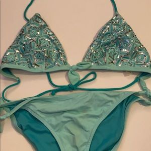 Victoria’s Secret bikini